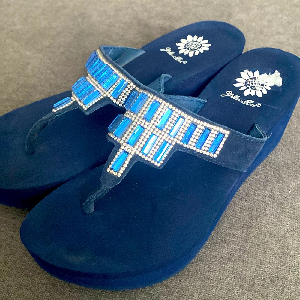 Beautiful Blue jeweled, yellow box thong wedges size 7 1/2